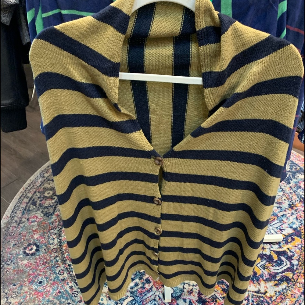 sweater/poncho
